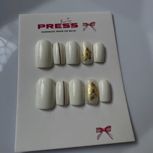 Press on nails