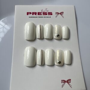 Press on nails